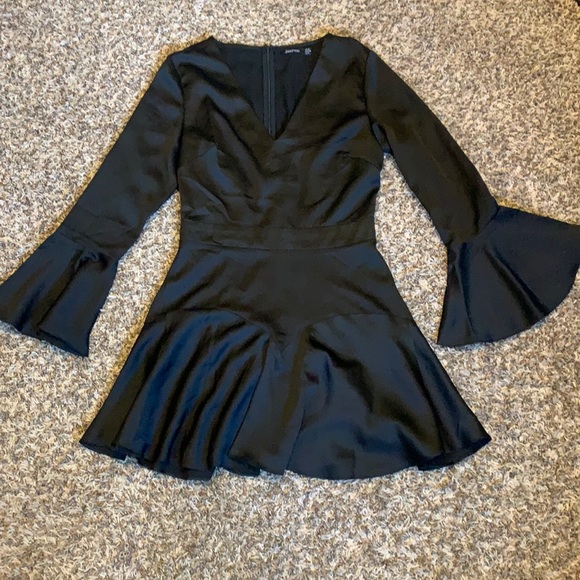 Boohoo Dresses & Skirts - Bell Sleeved Satin Dress